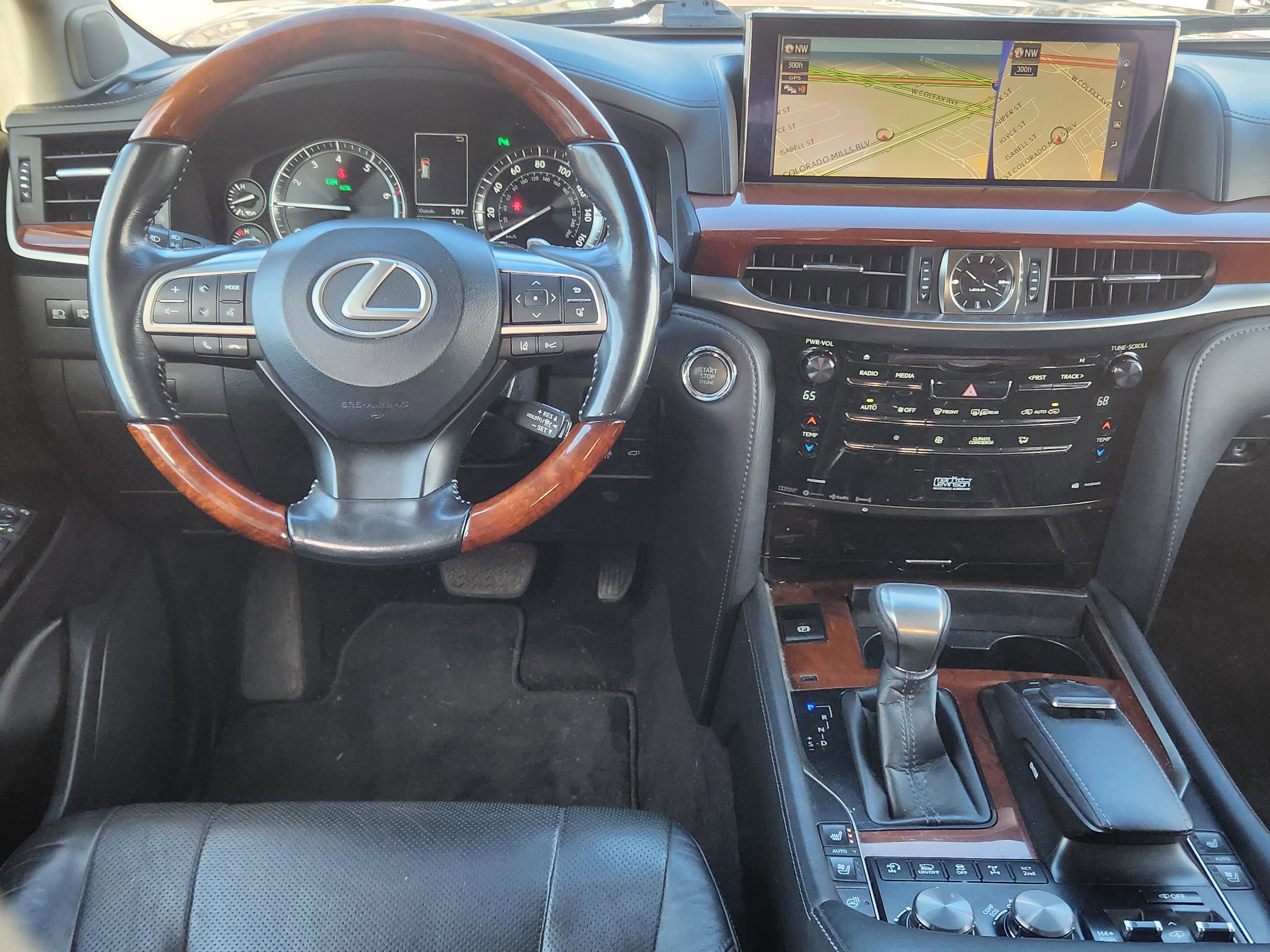 Used 2017 Lexus LX 570 4WD w/ Luxury Package image 18