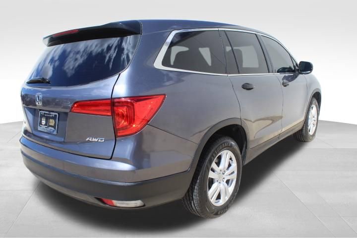 Used 2016 Honda Pilot LX image 5