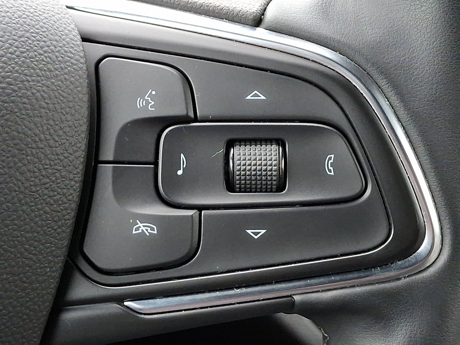 Used 2024 Buick Envista Avenir FWD image 21