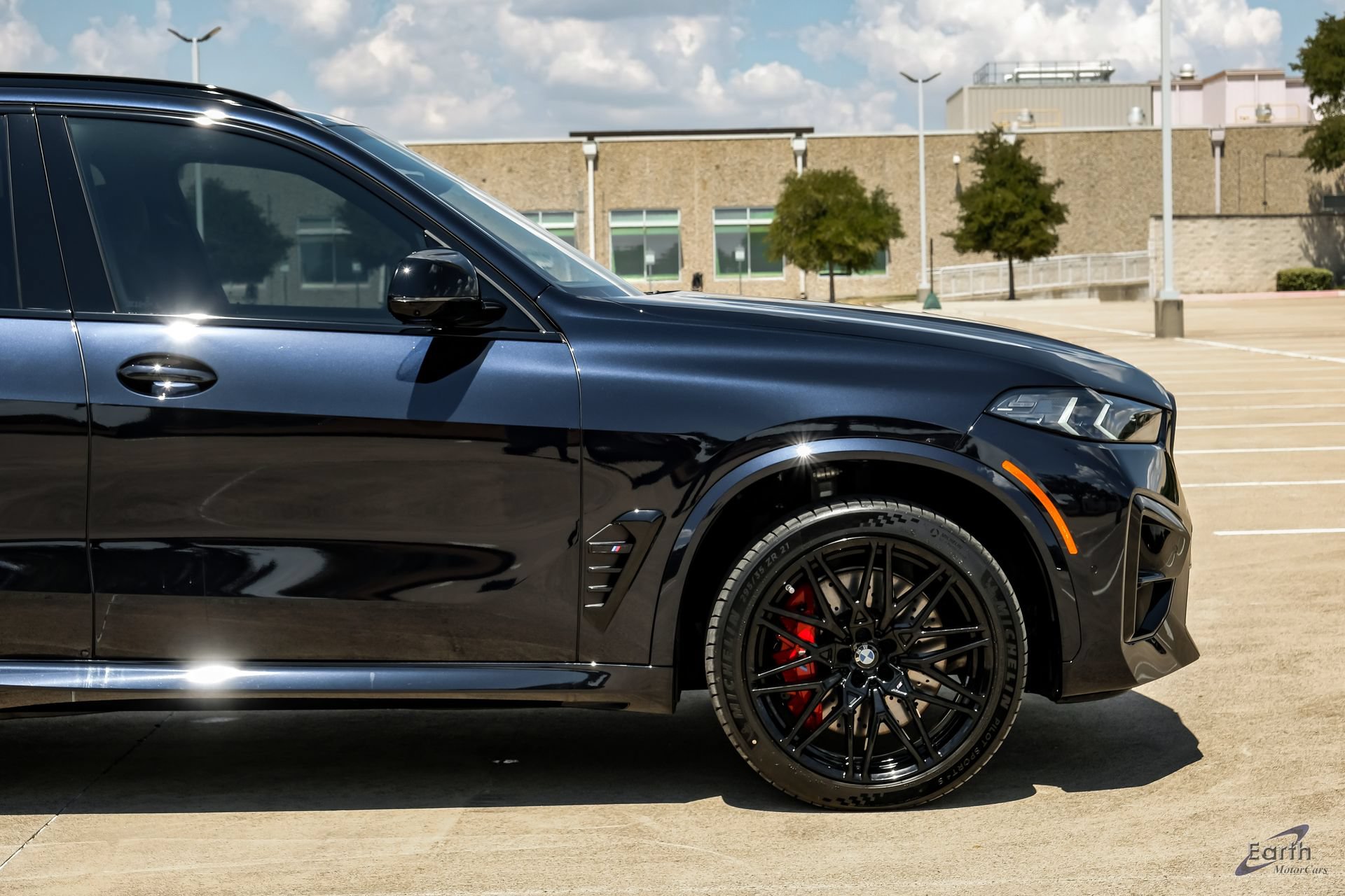 Used 2026 BMW X5 M Competition w/ Executive Package AWD/4WD image 19