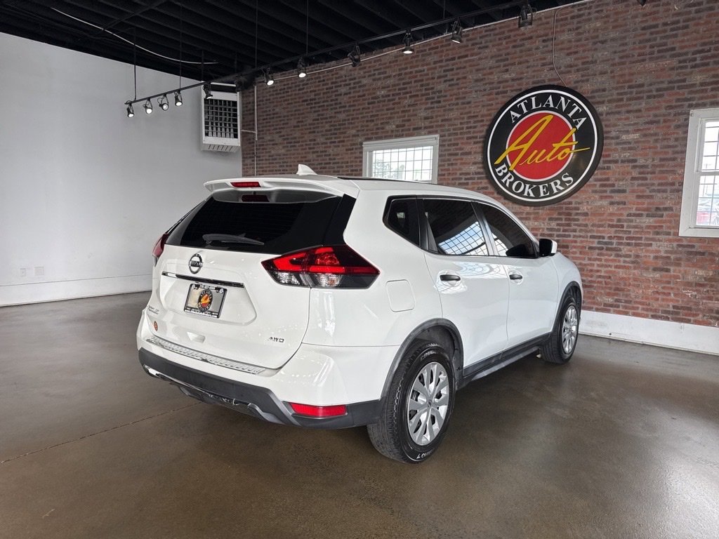 Used 2018 Nissan Rogue S image 15