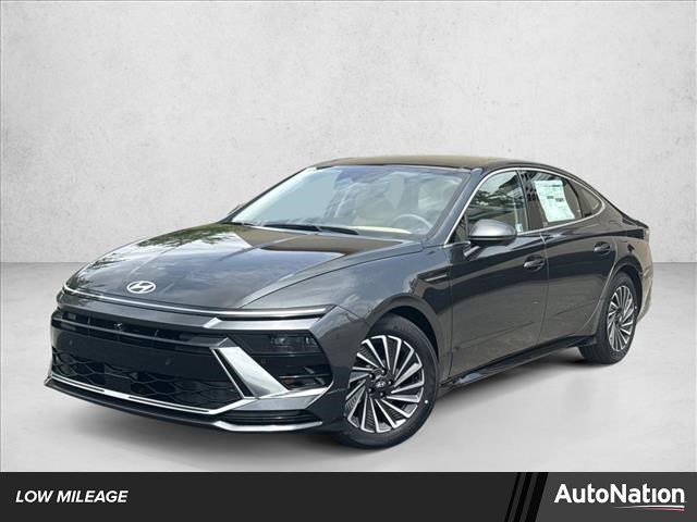 Certified 2025 Hyundai Sonata Limited image 1