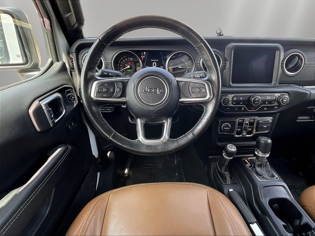 Used 2022 Jeep Wrangler Unlimited Sahara w/ Cold Weather Group AWD/4WD image 8