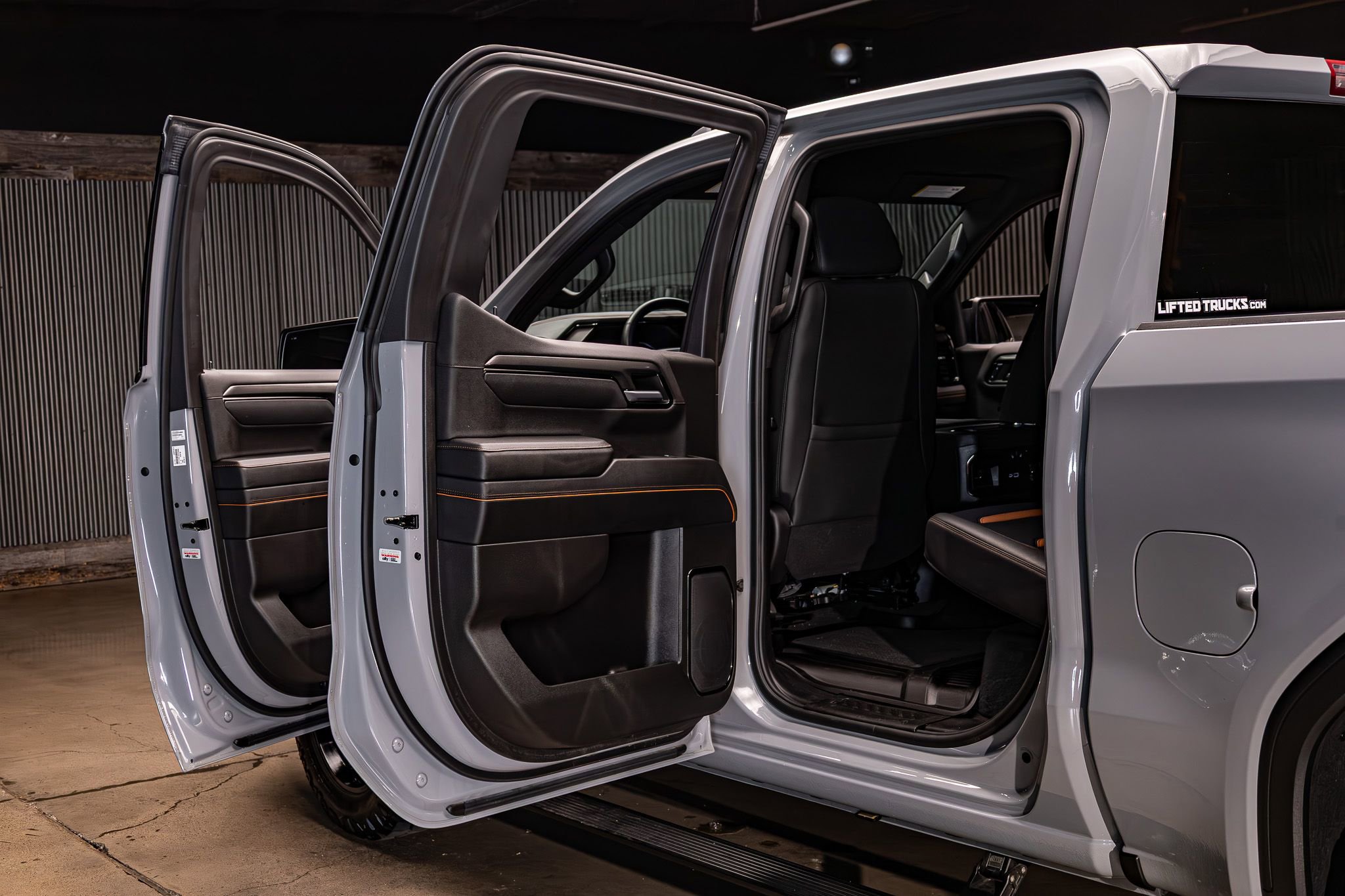 Used 2024 GMC Sierra 1500 AT4 w/ Technology Package image 27