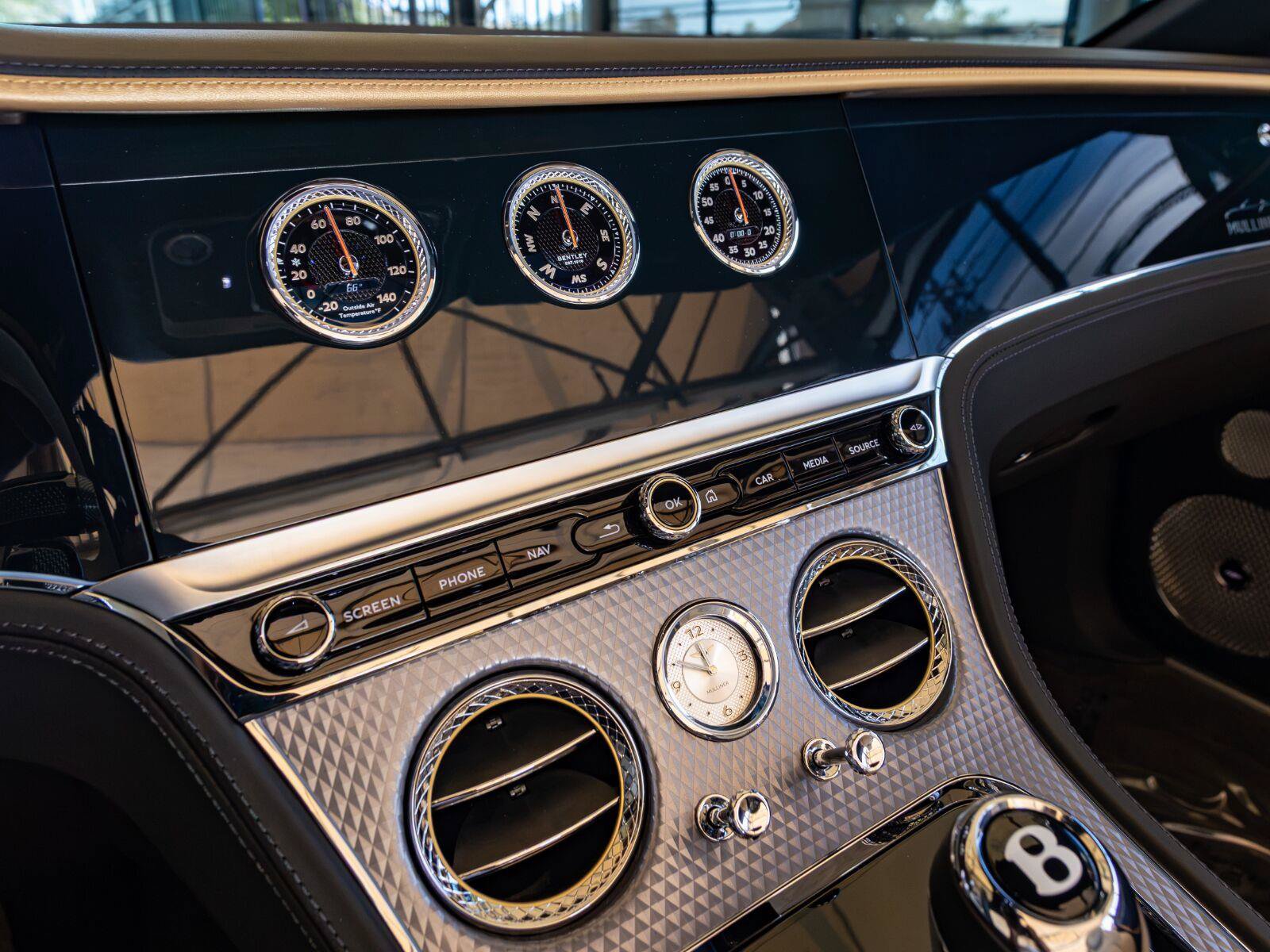 Used 2024 Bentley Continental GT Mulliner AWD/4WD image 36