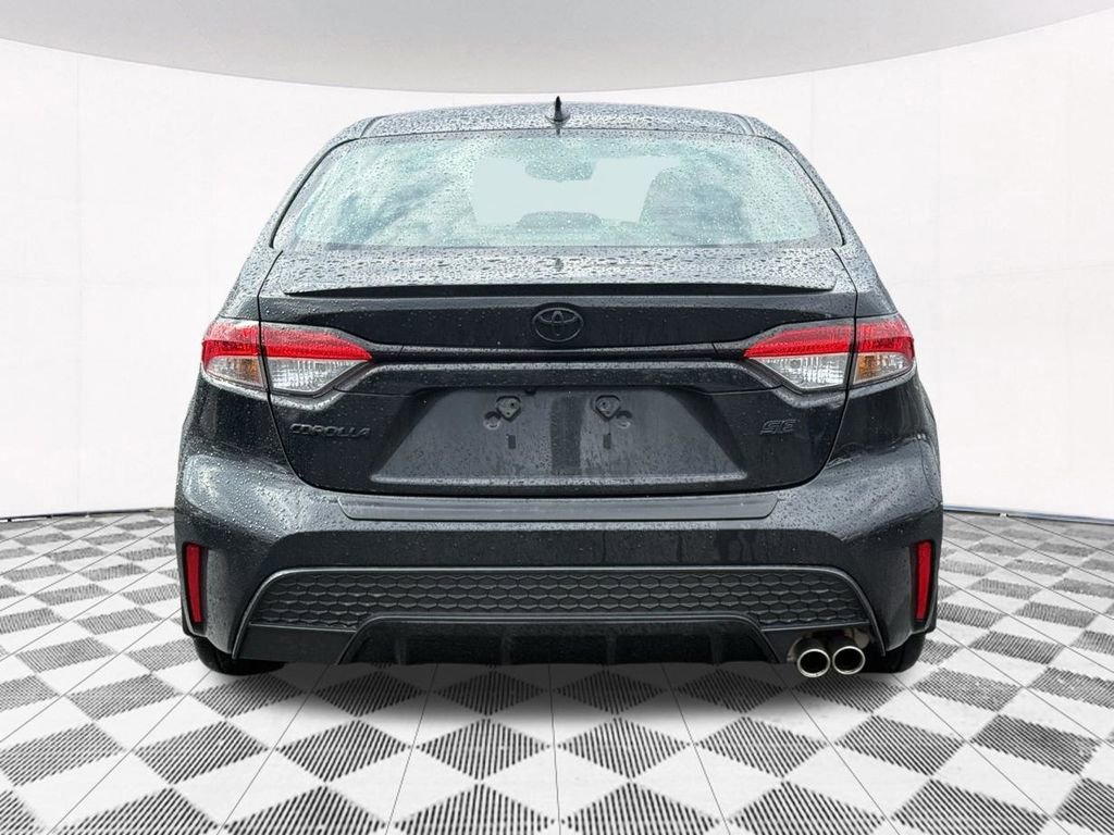 Used 2022 Toyota Corolla SE w/ Carpet Mat Package (TMS) image 12