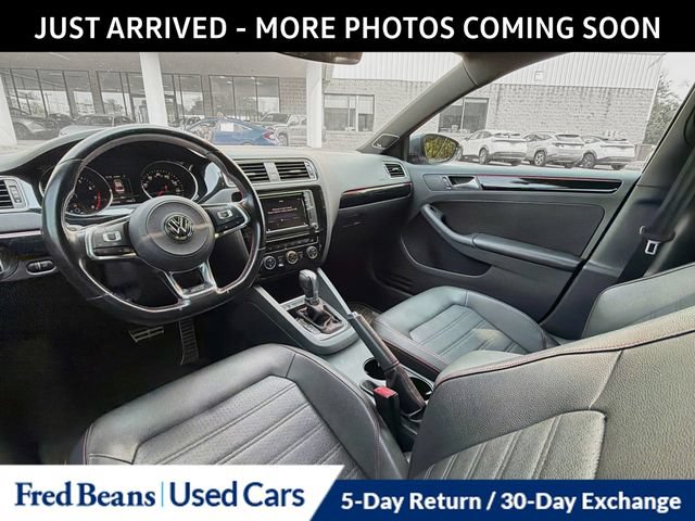 Used 2017 Volkswagen Jetta GLI FWD image 17