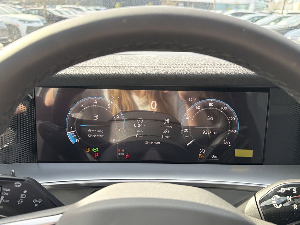 New 2026 Volkswagen Tiguan SE R-Line image 29