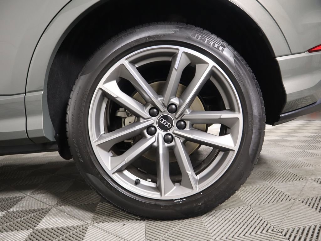 Certified 2022 Audi Q3 2.0T Premium Plus w/ Premium Plus Package image 31