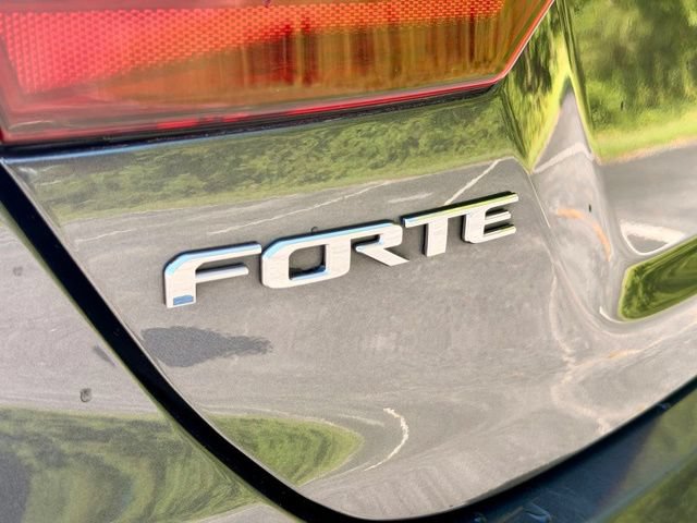 Used 2021 Kia Forte LXS FWD image 15