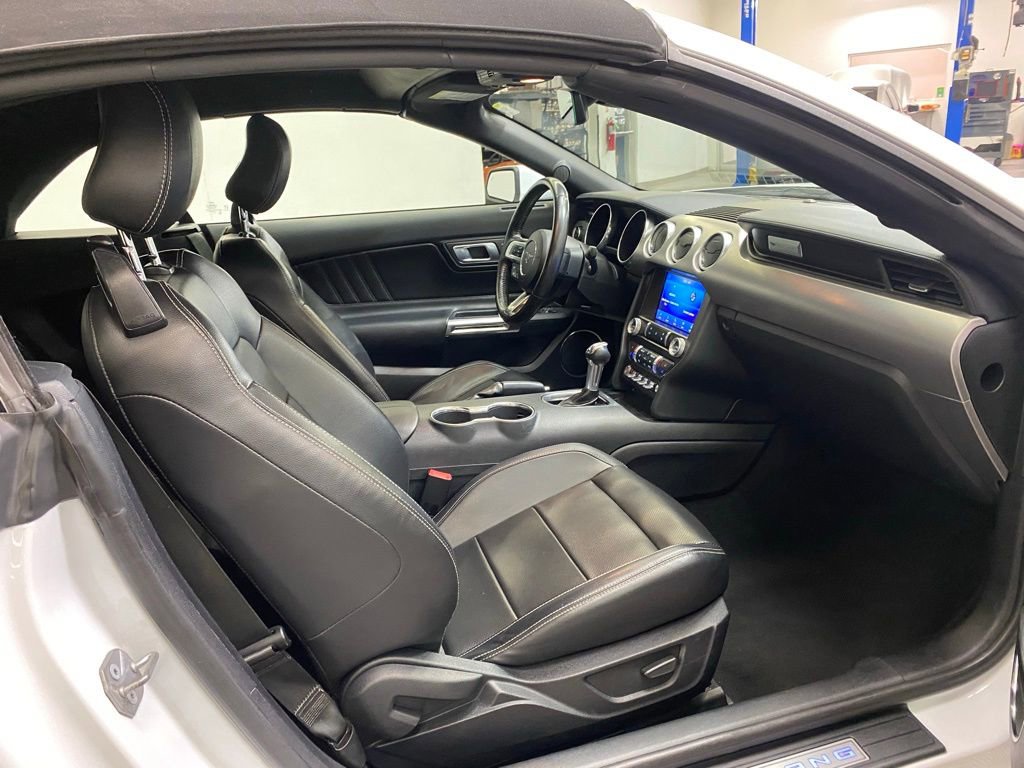 Used 2022 Ford Mustang Premium image 17