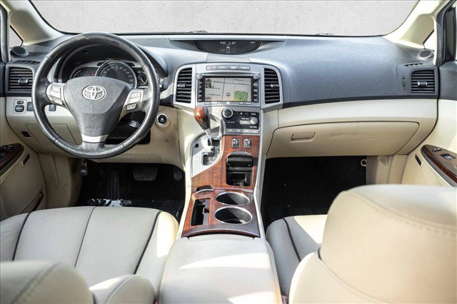 Used 2011 Toyota Venza AWD w/ Premium Pkg #2 image 21