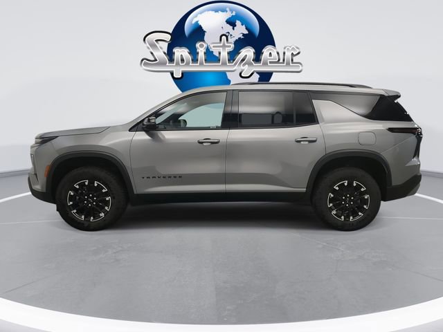 New 2026 Chevrolet Traverse Z71 w/ LPO, Floor Liner Package image 6