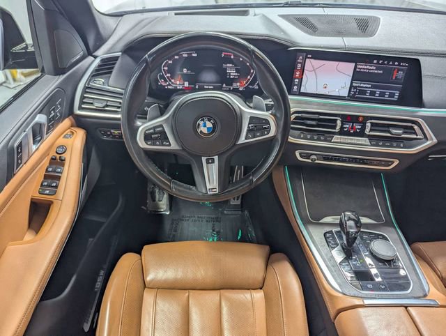 Used 2021 BMW X5 M50i w/ Premium Package AWD/4WD image 7