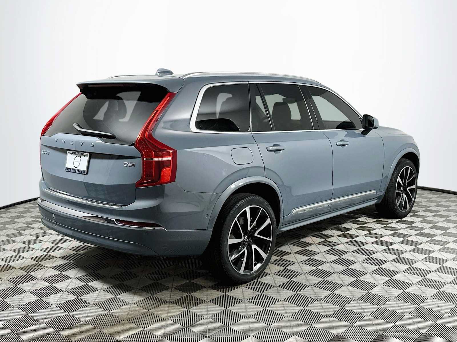 Used 2023 Volvo XC90 B5 Plus w/ Protection Package Premier AWD/4WD image 7