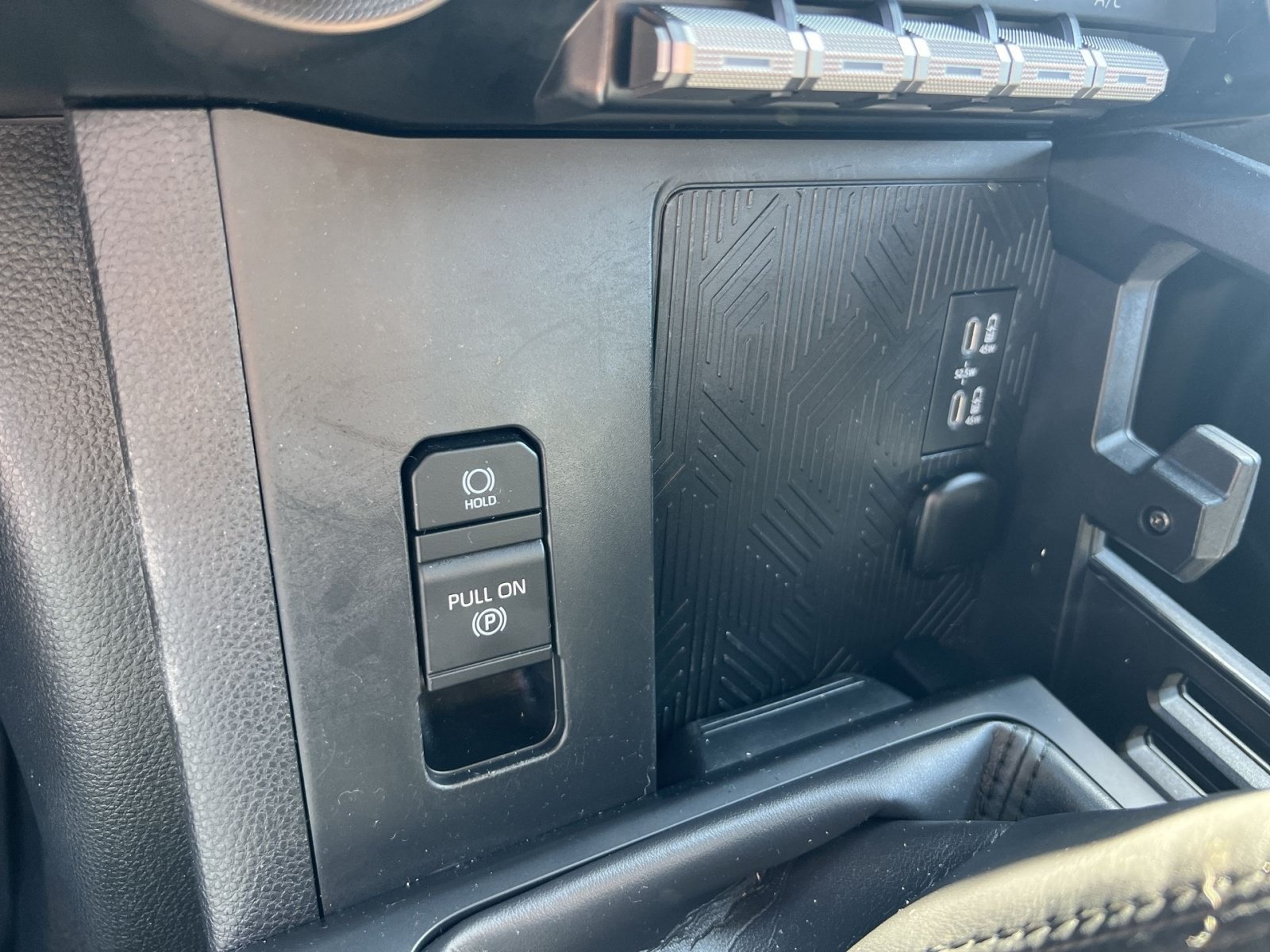 Used 2025 Toyota Tacoma SR AWD/4WD image 27