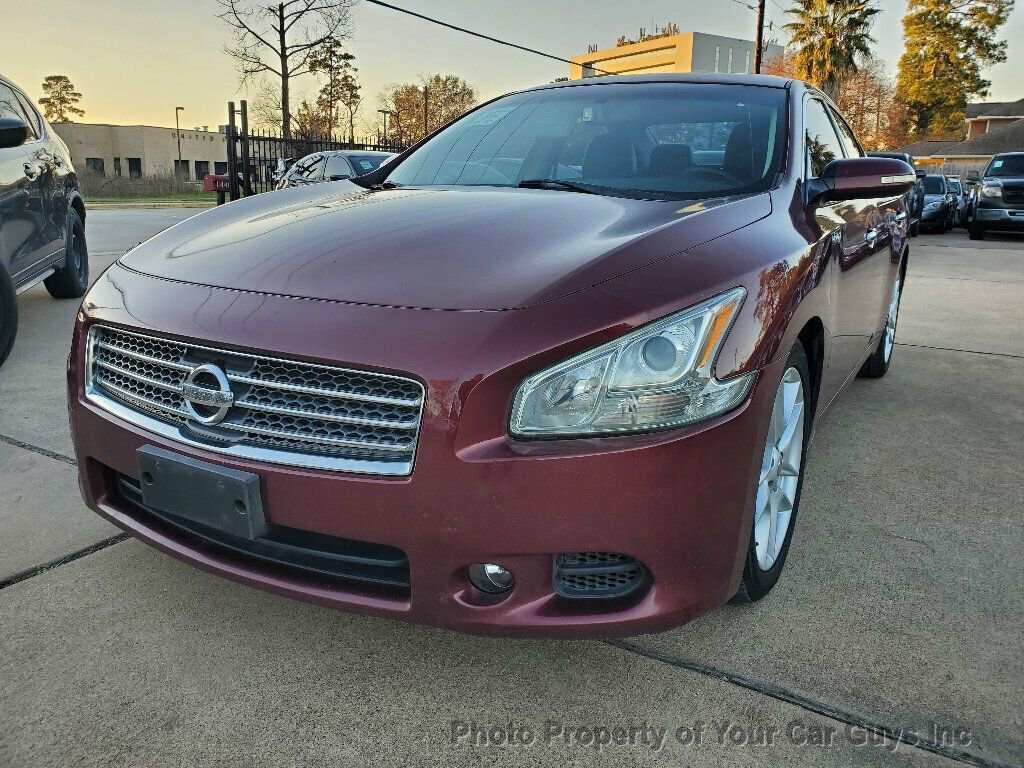 Used 2011 Nissan Maxima 3.5 SV w/ Monitor Pkg FWD image 3