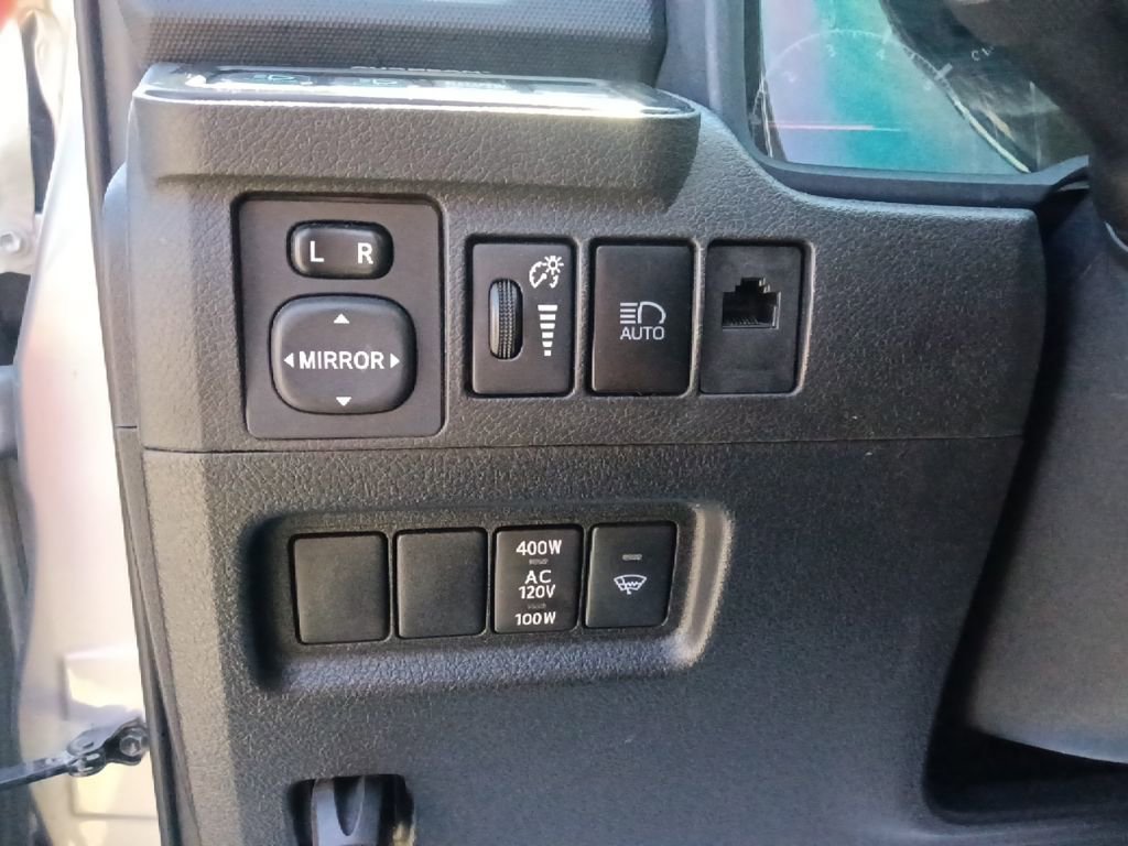 Used 2022 Toyota 4Runner SR5 image 16