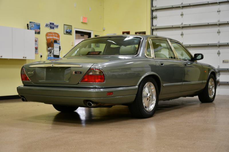 Used 1997 Jaguar XJ6 RWD image 20