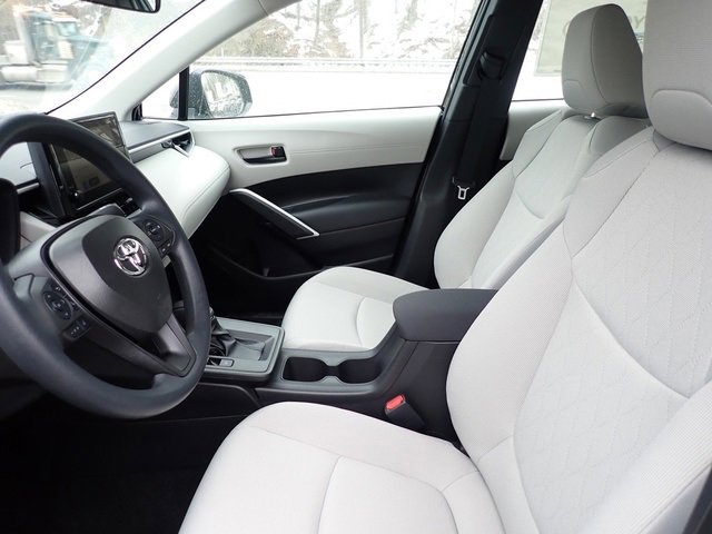 New 2026 Toyota Corolla Cross L image 11