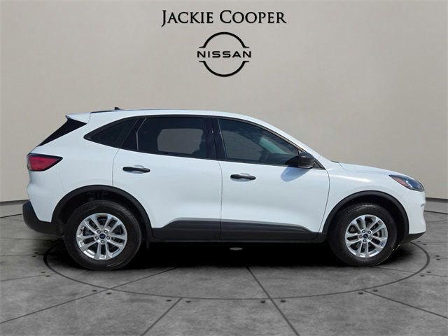 Used 2022 Ford Escape S image 6