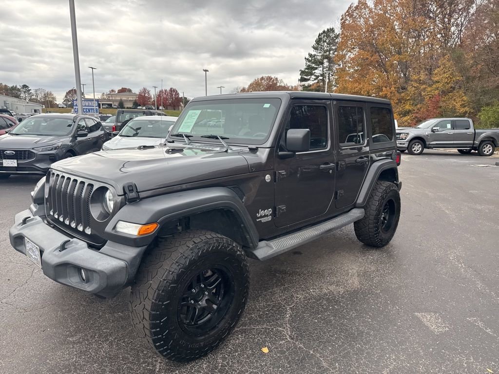 Used 2019 Jeep Wrangler Unlimited Sport image 7