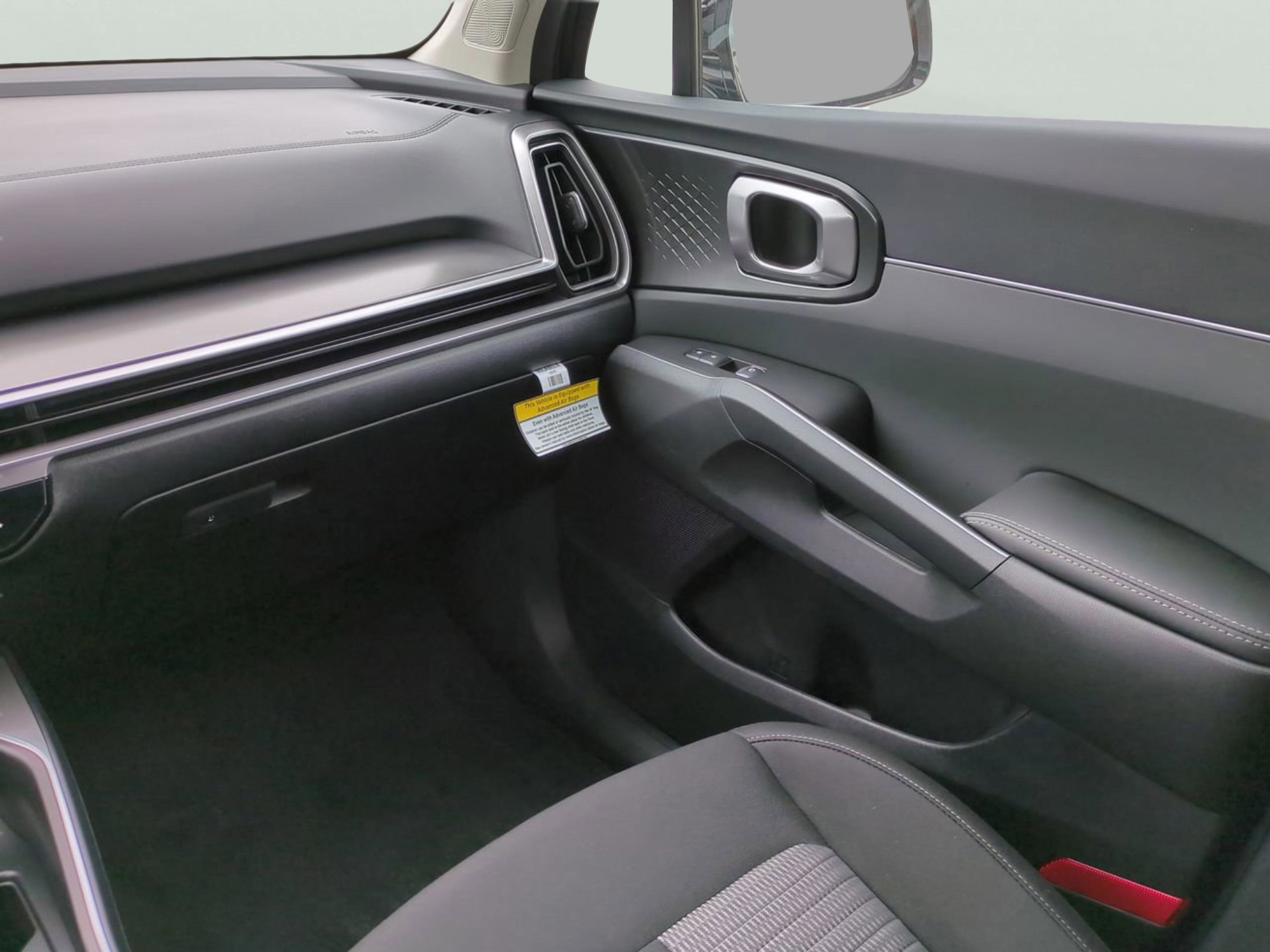 New 2026 Kia Sorento LX FWD image 22