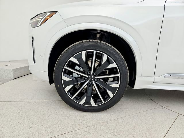 New 2025 Volvo XC90 B6 Plus w/ Protection Package Premier image 35