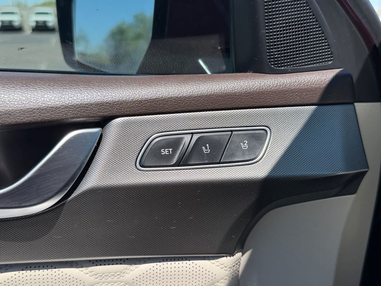 Used 2020 Hyundai Palisade Limited AWD/4WD image 17