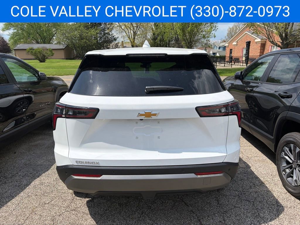 New 2026 Chevrolet Equinox LT FWD image 5