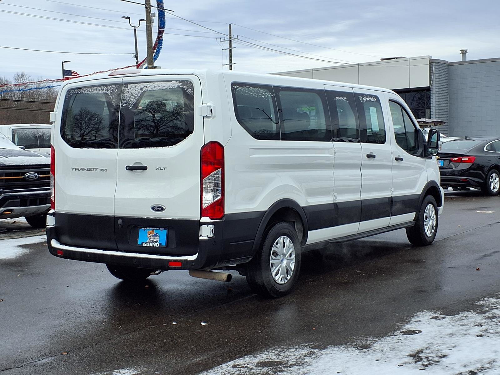 Used 2021 Ford Transit 350 XLT image 2