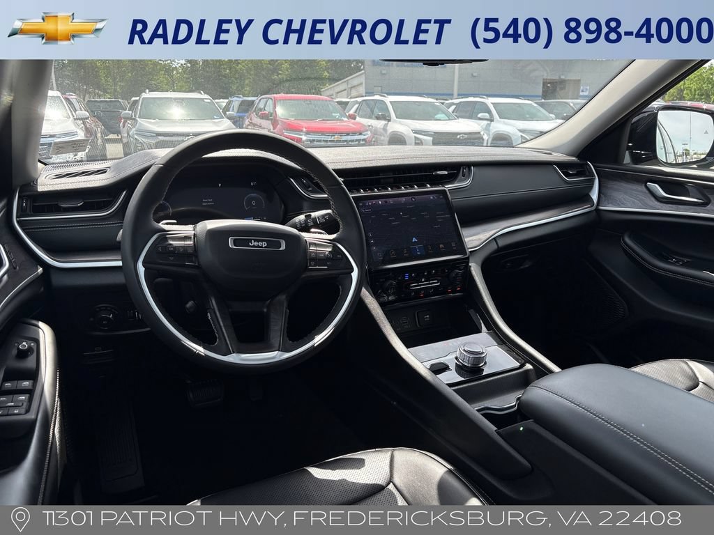 Used 2023 Jeep Grand Cherokee L Limited w/ Luxury Tech Group II AWD/4WD image 14