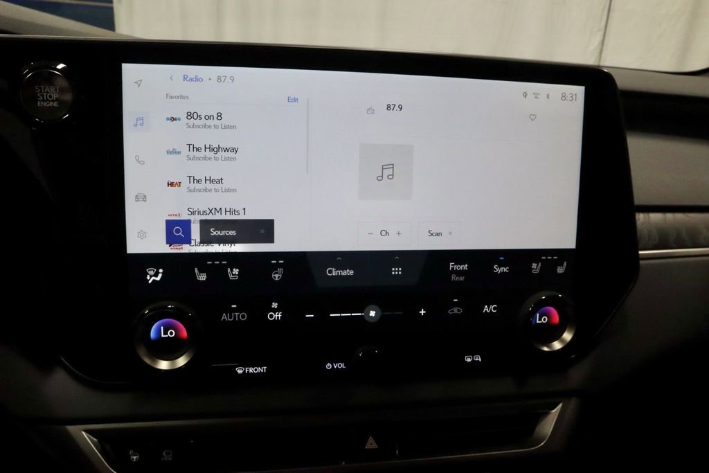 Used 2025 Lexus RX 350 AWD w/ Convenience Package image 3