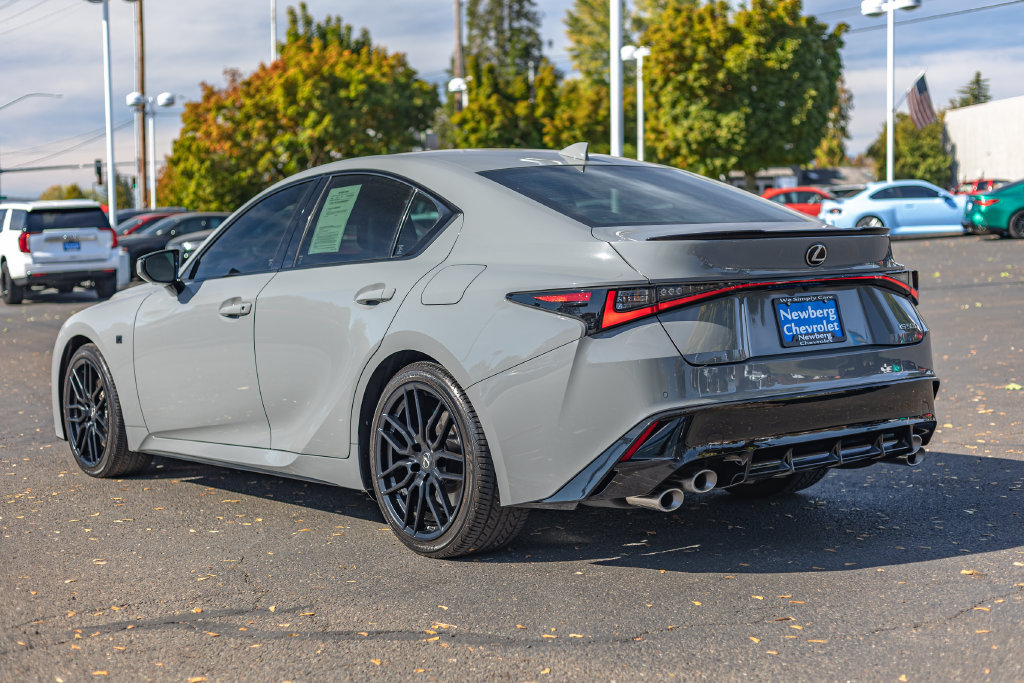 Used 2022 Lexus IS 500 RWD image 9