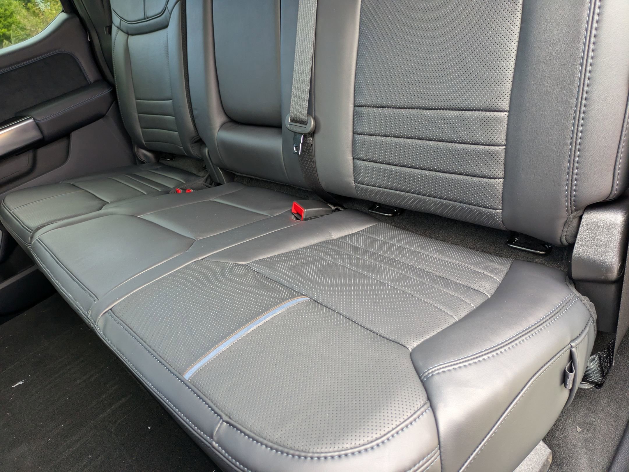 New 2026 Ford F250 Platinum w/ Tremor Off-Road Package image 30