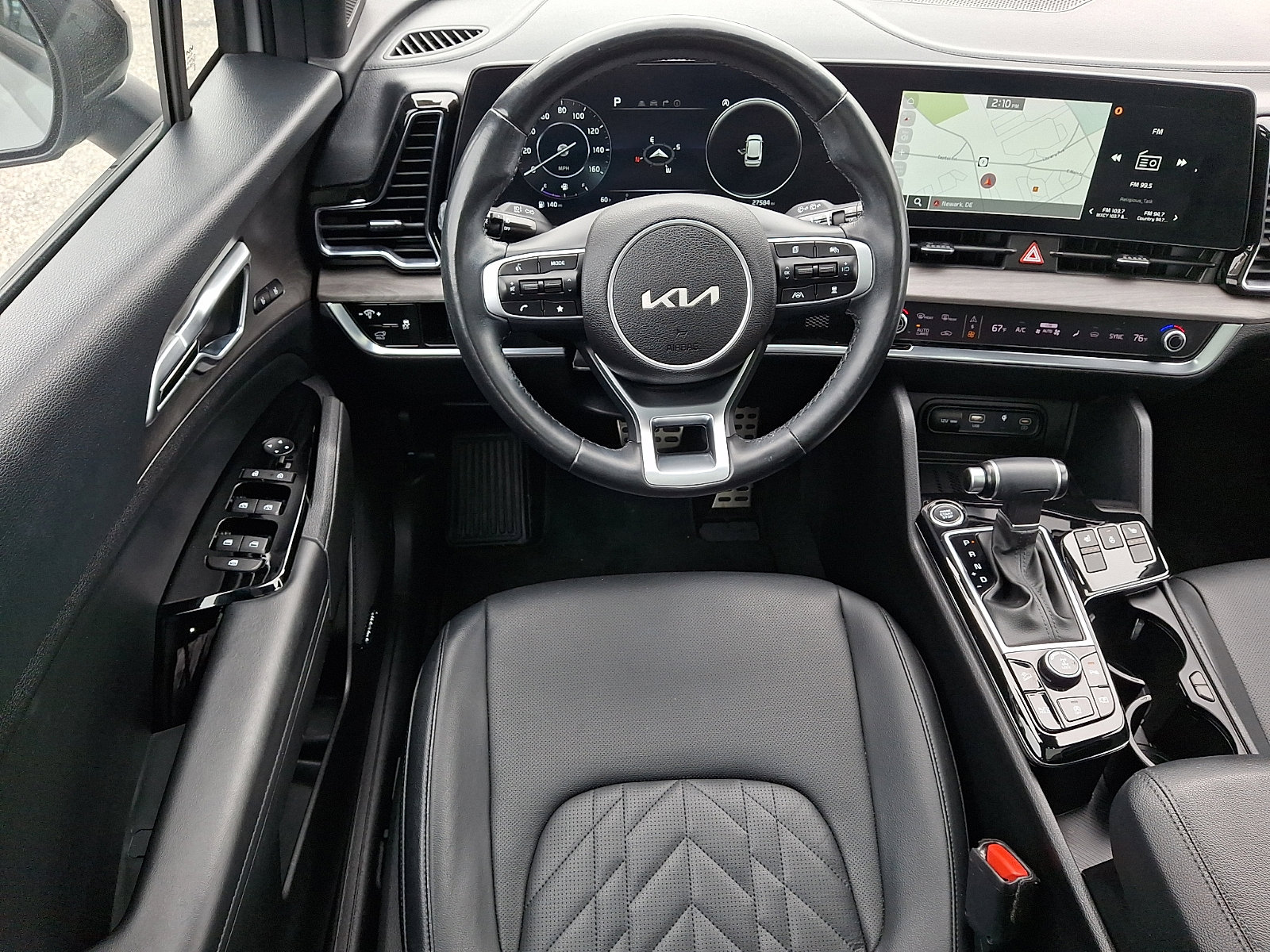 Used 2023 Kia Sportage X-Pro image 11