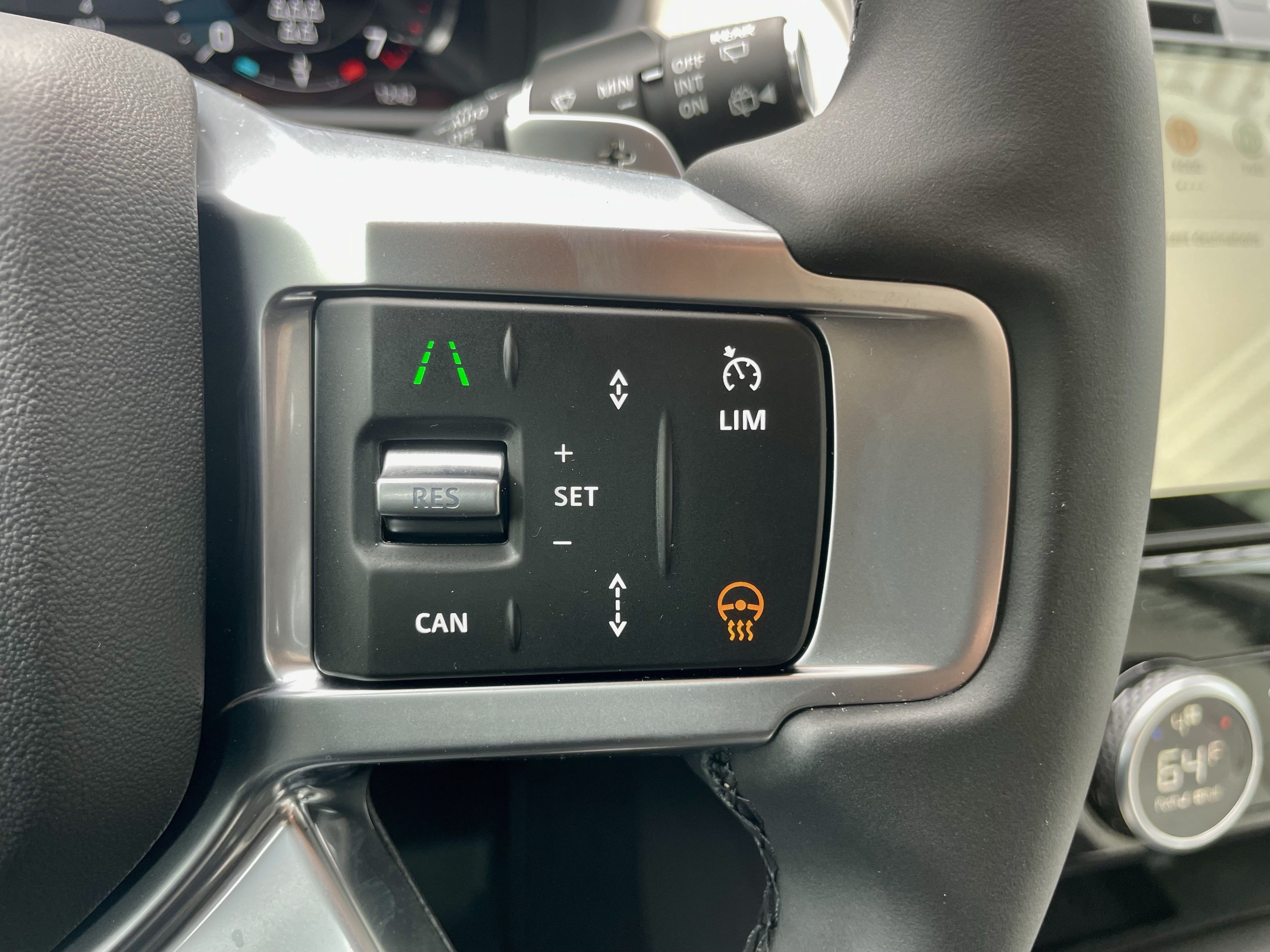 New 2026 Land Rover Discovery Dynamic SE AWD/4WD image 22