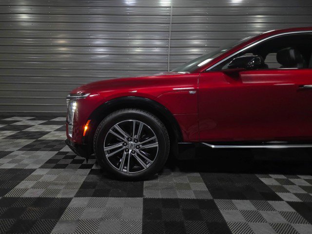 Used 2024 Cadillac Lyriq Luxury w/ LPO, Floor Liner Package image 42