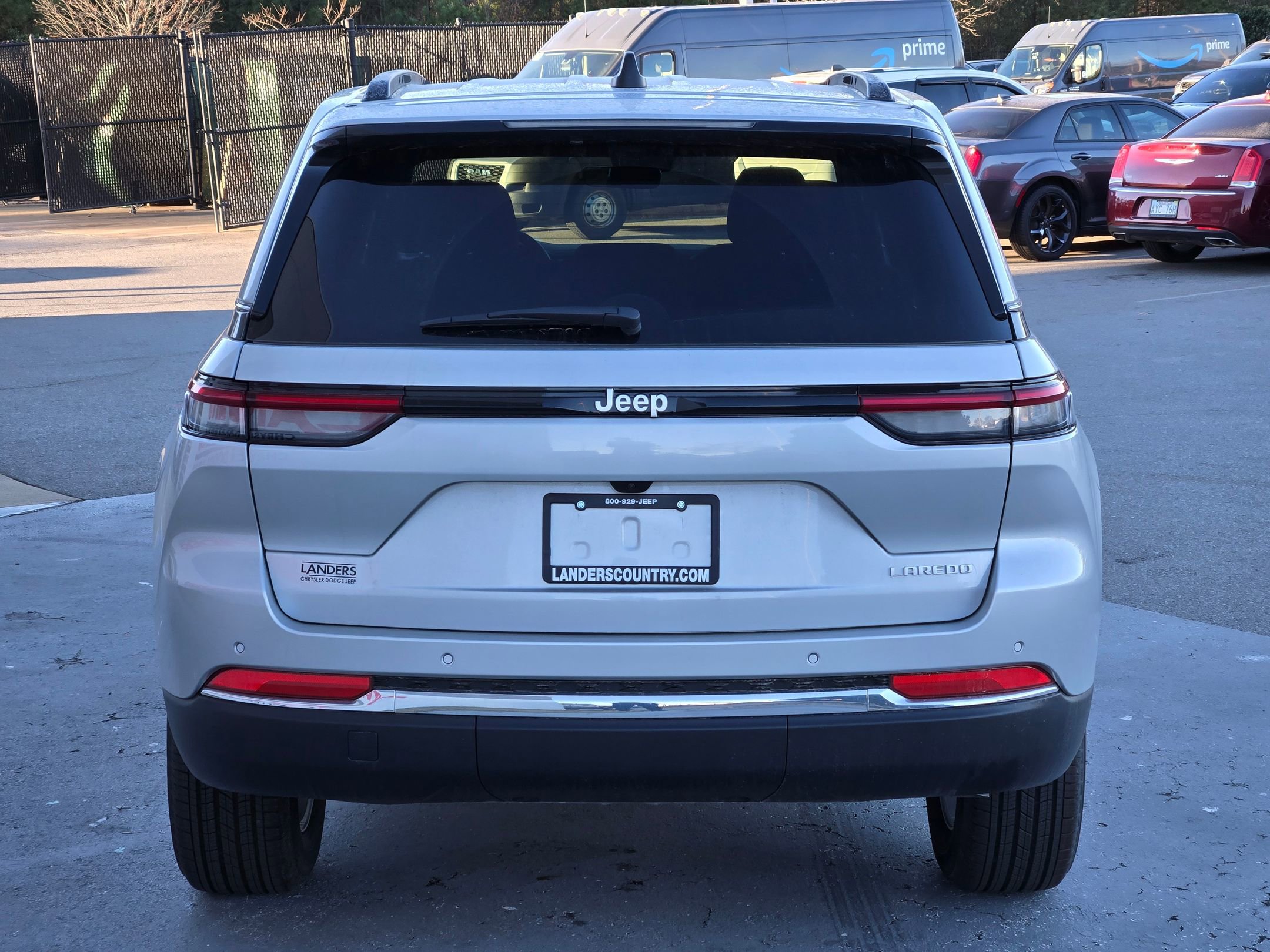 New 2025 Jeep Grand Cherokee Laredo image 6