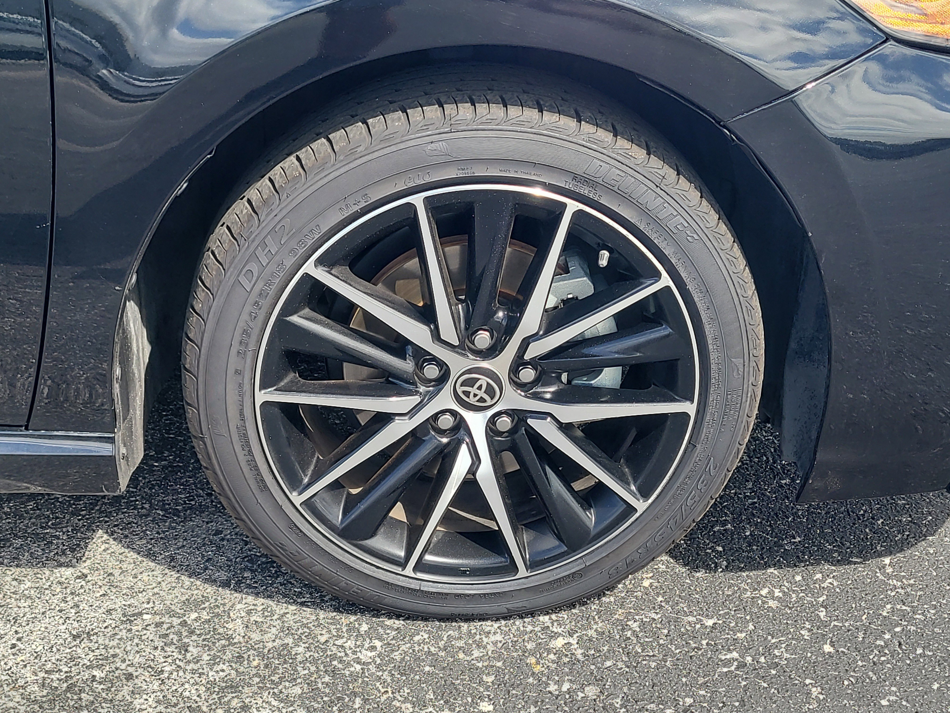 Used 2024 Toyota Camry SE image 10