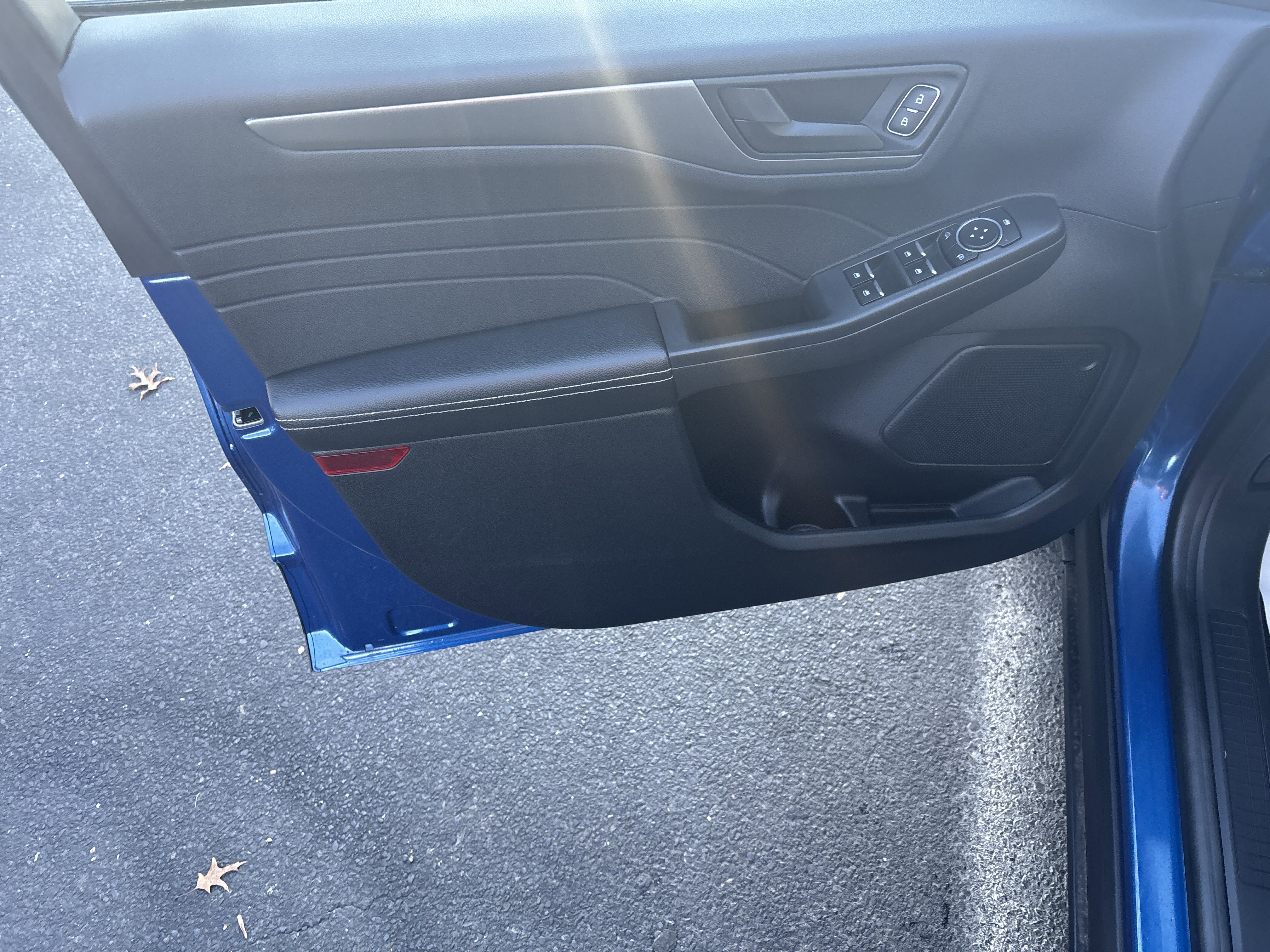 Used 2023 Ford Escape Active image 16