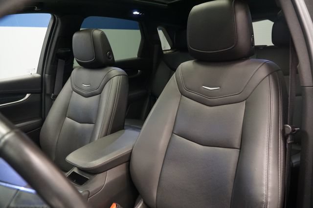 Used 2021 Cadillac XT5 Premium Luxury AWD/4WD image 17