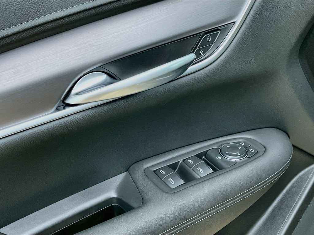 New 2026 Cadillac XT5 Luxury AWD/4WD image 11