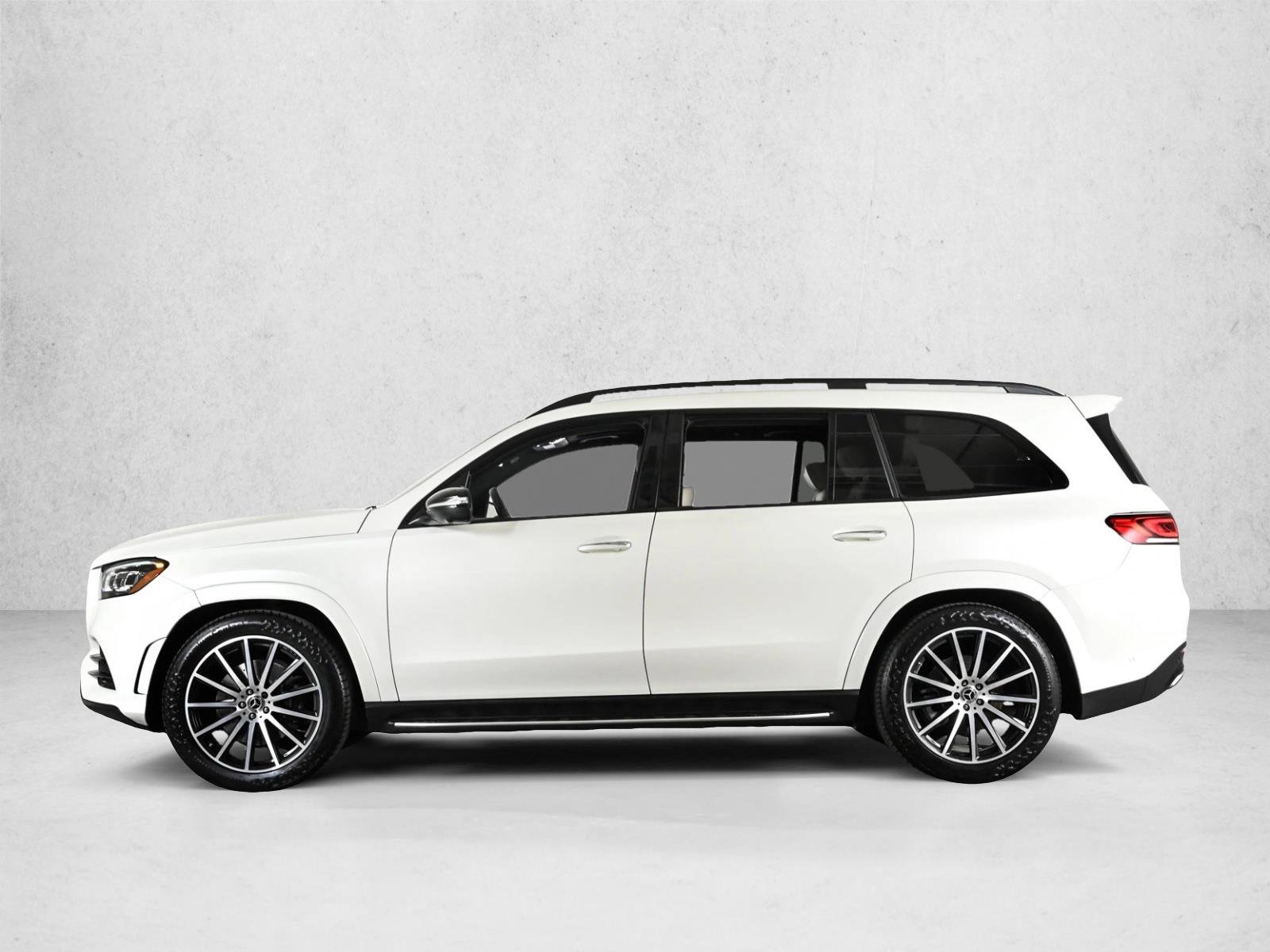 Used 2023 Mercedes-Benz GLS 450 4MATIC image 9