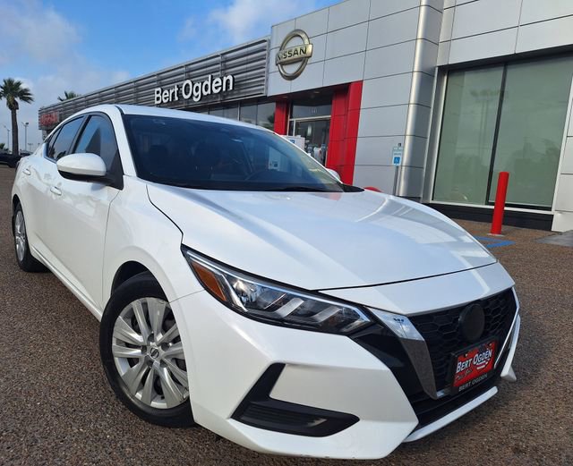 Certified 2022 Nissan Sentra S image 1