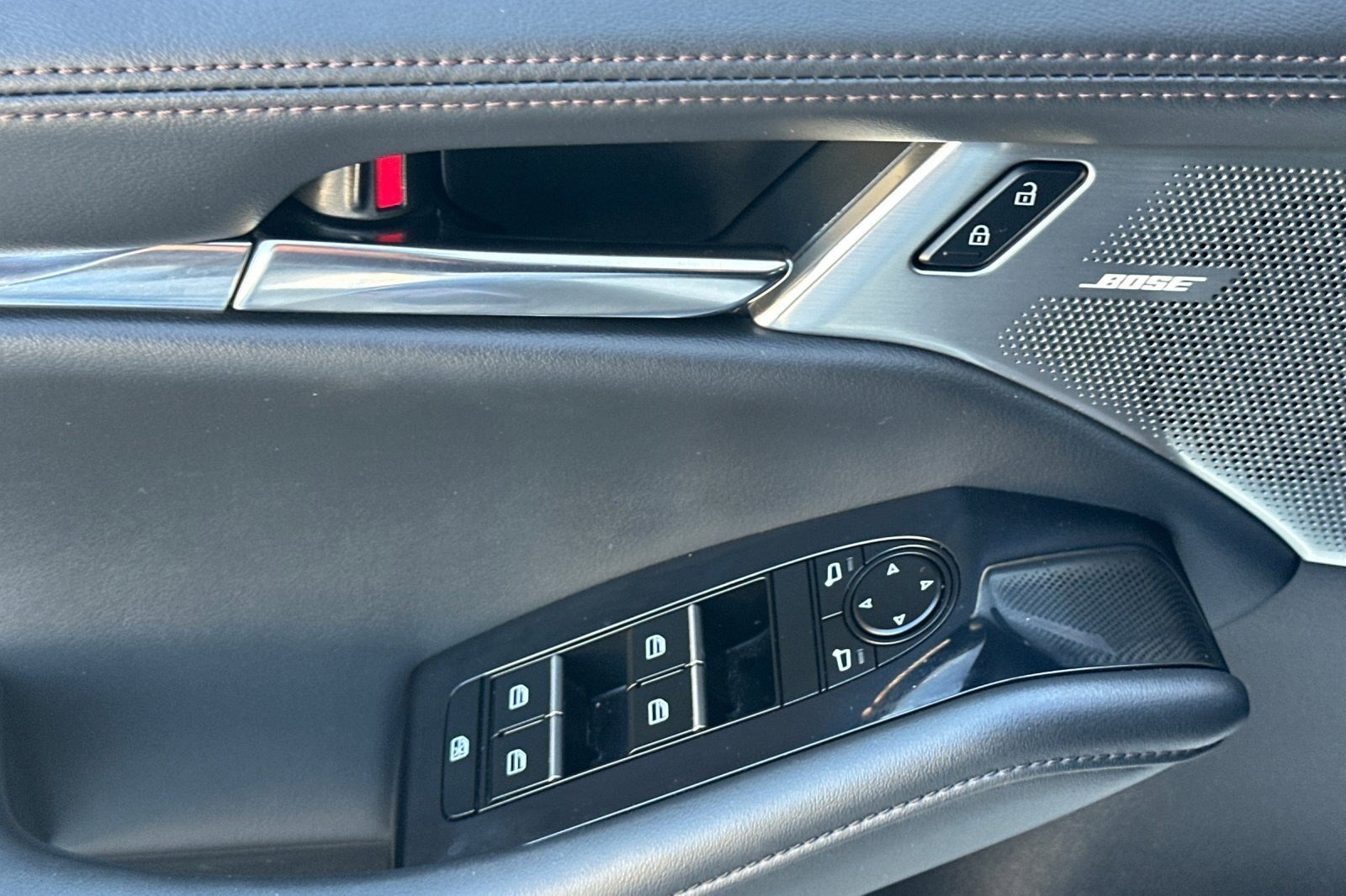 Used 2020 MAZDA MAZDA3 Premium Package image 13