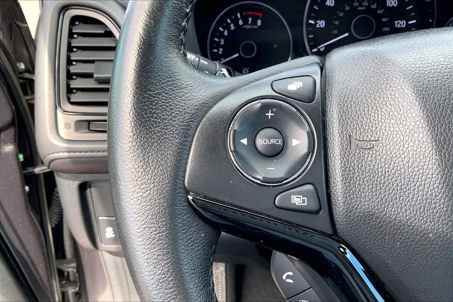 Used 2022 Honda HR-V Sport image 21