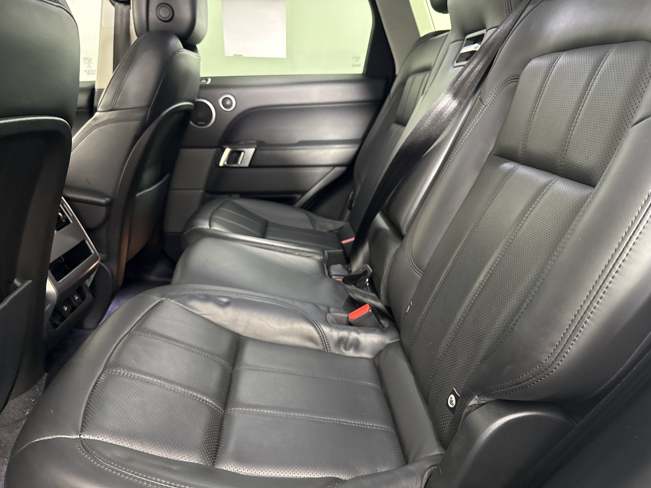 Used 2020 Land Rover Range Rover Sport HSE AWD/4WD image 19
