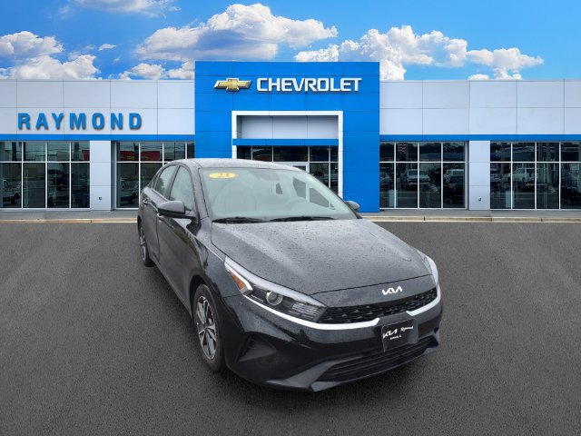 Certified 2023 Kia Forte LXS FWD image 10