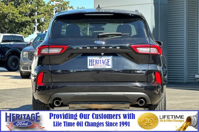 Used 2024 Ford Escape ST-Line AWD/4WD image 5